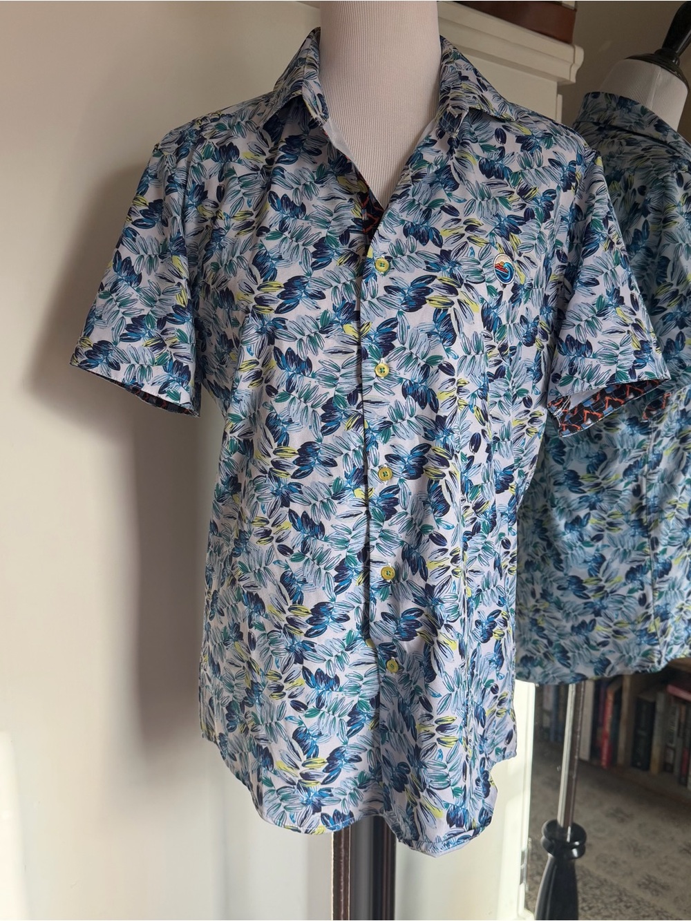 Riptide Medium Button Up Shirt